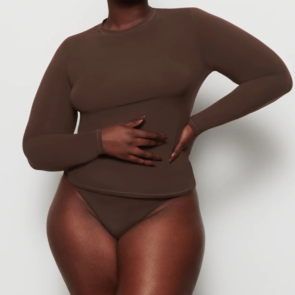 SKIMS Long Sleeve Top - Brown